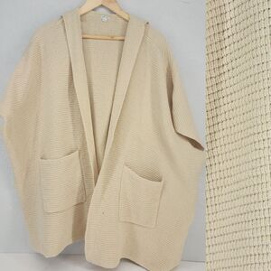 Aerie Sz L/XL | Cream Ivory Oversized Poncho Shawl Hooded Pockets Neutral Comfy
